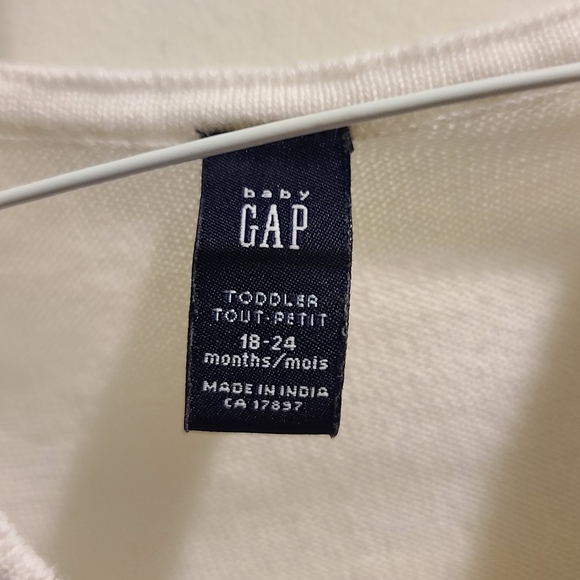 📻4/$15 18-24mos Gap sweater - Picture 5 of 7